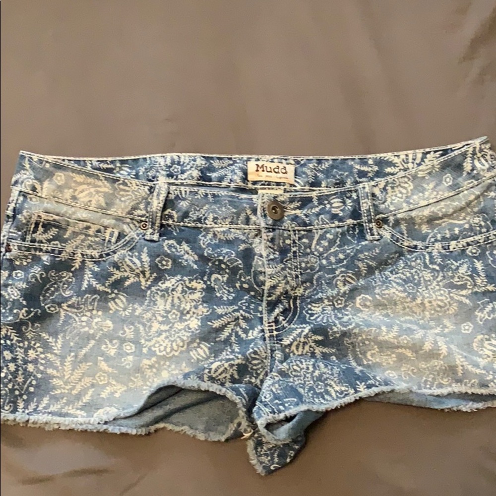 Mudd Jean shorts size 15